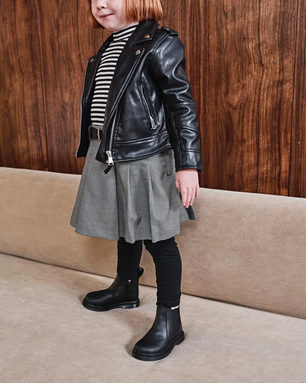 Dr. Martens Toddler 2976 Ботинки челси на подкладке из искусственного меха, цвет Black — Republic Waterproof — фото 2