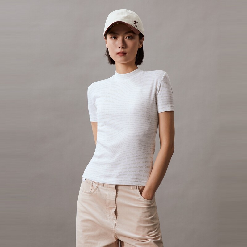

Футболка женская Calvin Klein Jeans микроэластичная, белый