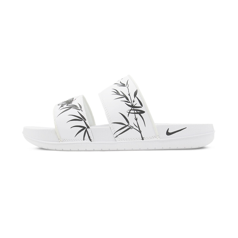 

Шлепанцы женские черные/белые Nike
