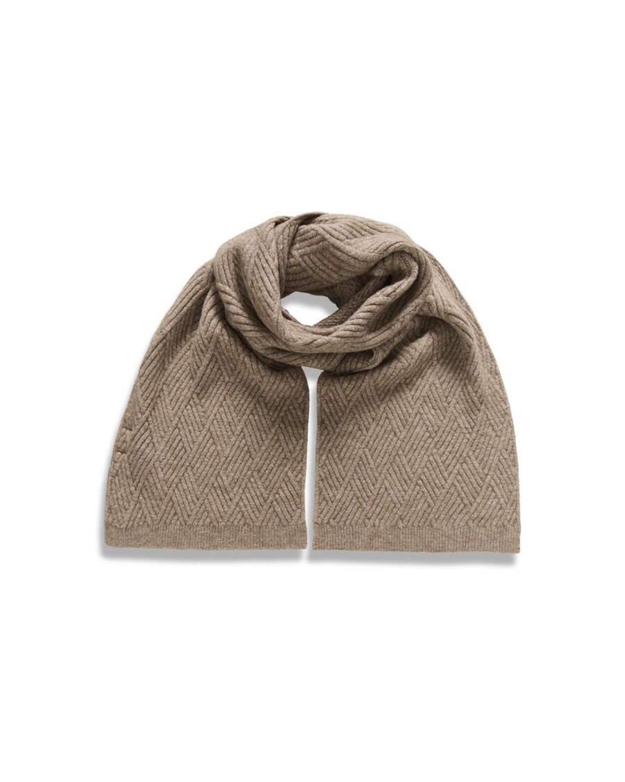 

Шарф KAFFE CURVE Scarf, пятнистый бежевый