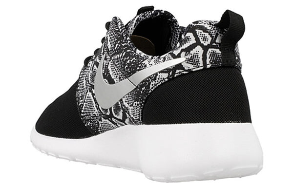 Кроссовки roshe one print Nike, черный — фото 4