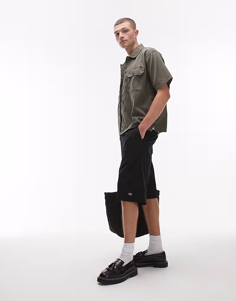 

Dickies unionville 13 дюймов плиссированные рабочие шорты черного цвета