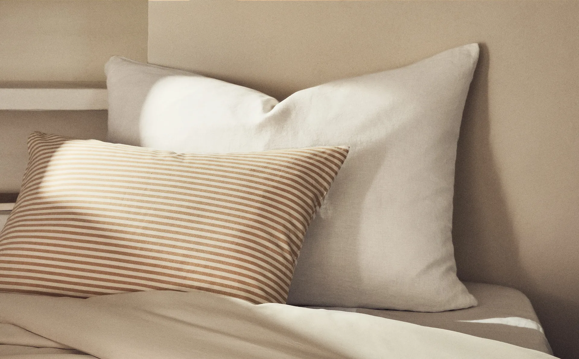 

Чехол на подушку xxl Zara Home, белый