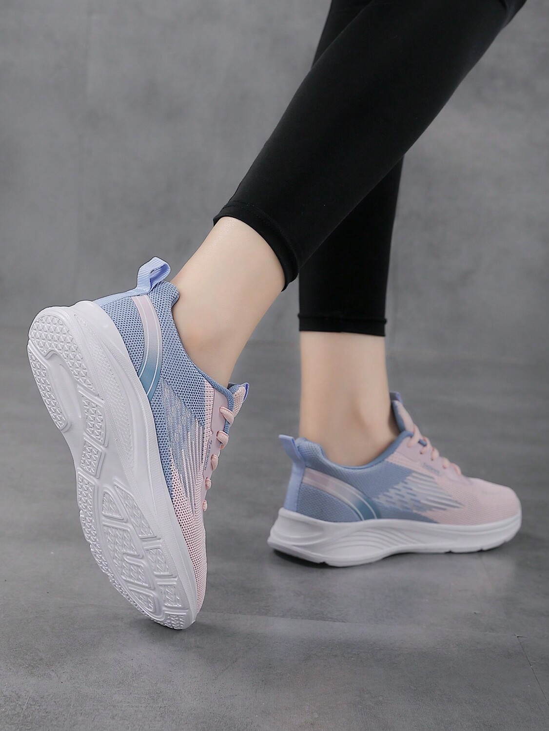 

Летние разноцветные дышащие повседневные кроссовки для женщин, мягкие и удобные, подходящие для учебы и путешествий, массивные кроссовки, пастельно-розовый