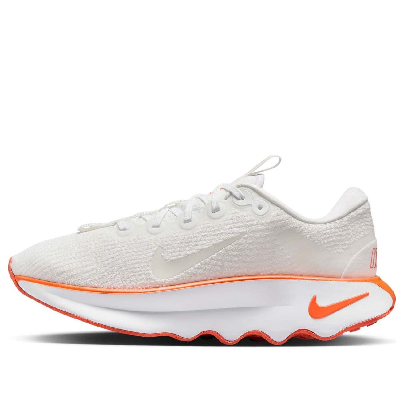 Кроссовки (WMNS) Nike Motiva 'Summit White Turf Orange'