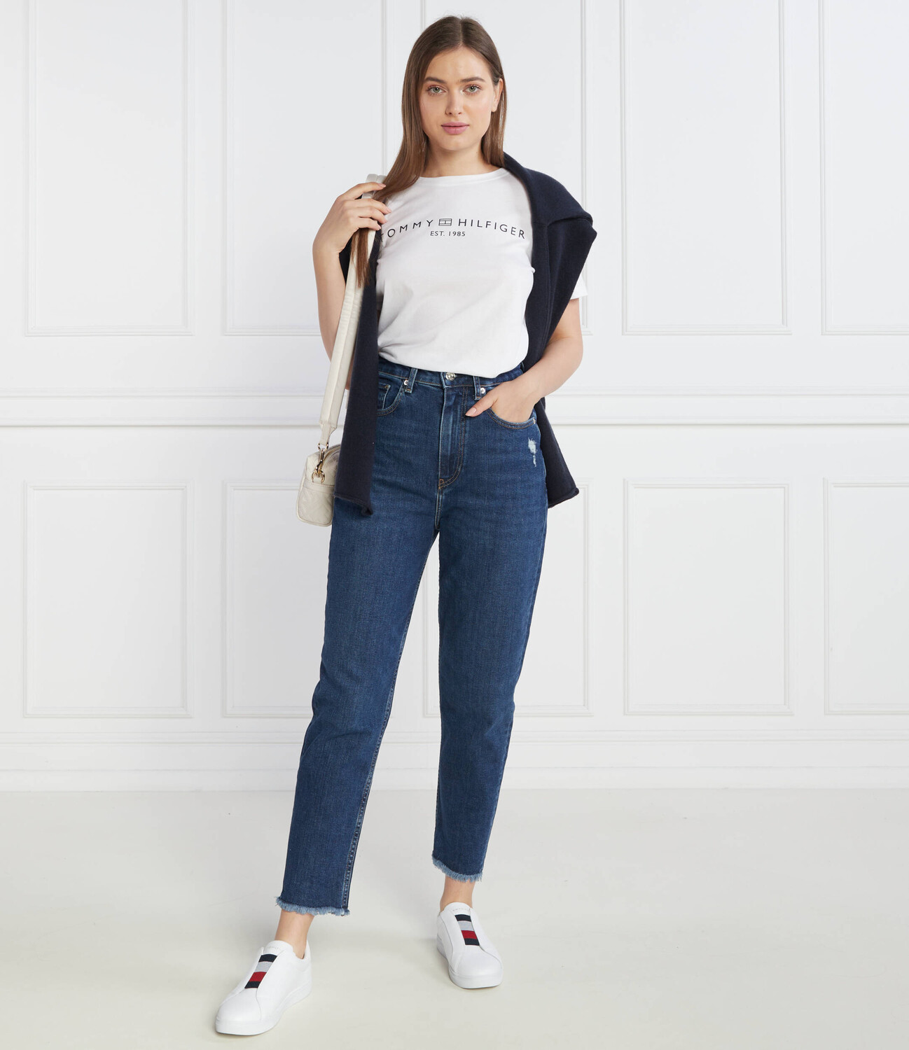 Футболка Tommy Hilfiger REG CORP LOGO C-NK SS Regular Fit, белый — фото 2