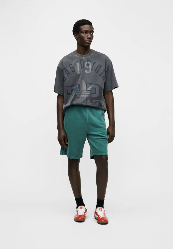 Баскетбольные шорты Adidas Originals, Collegiate Green — фото 3