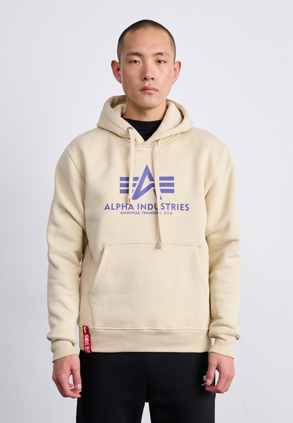 

Толстовка BASIC Alpha Industries, слоновая кость