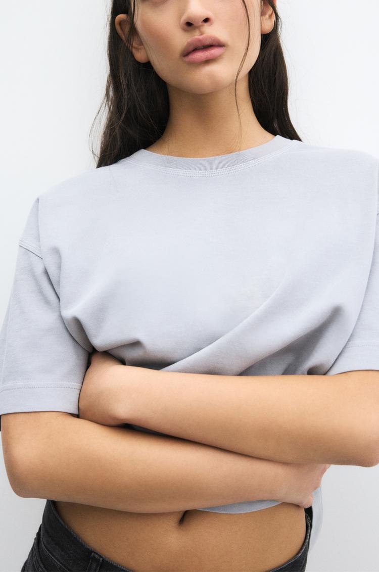 

Футболка оверсайз Pull And Bear, серый