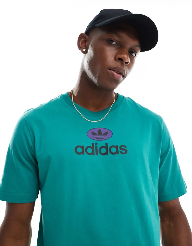 

Футболка с логотипом зеленого цвета adidas Originals