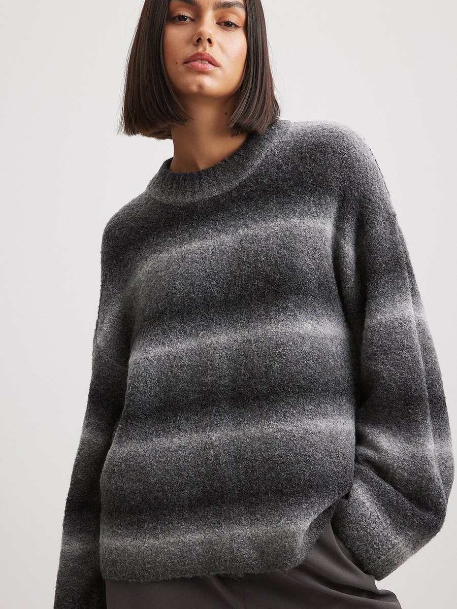 

Свитер оверсайз NA-KD Oversized Sweater, серый