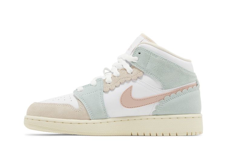 Кроссовки Air Jordan Air Jordan 1 Mid SE GS 'Scalloped Edge', зеленый — фото 4