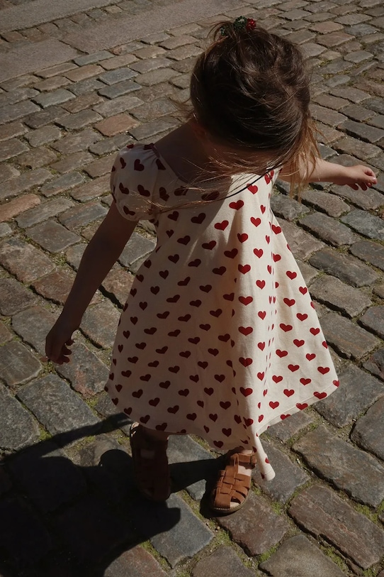 

Детское хлопковое платье CLASSIC SS DRESS GOTS Konges Sløjd, бежевый