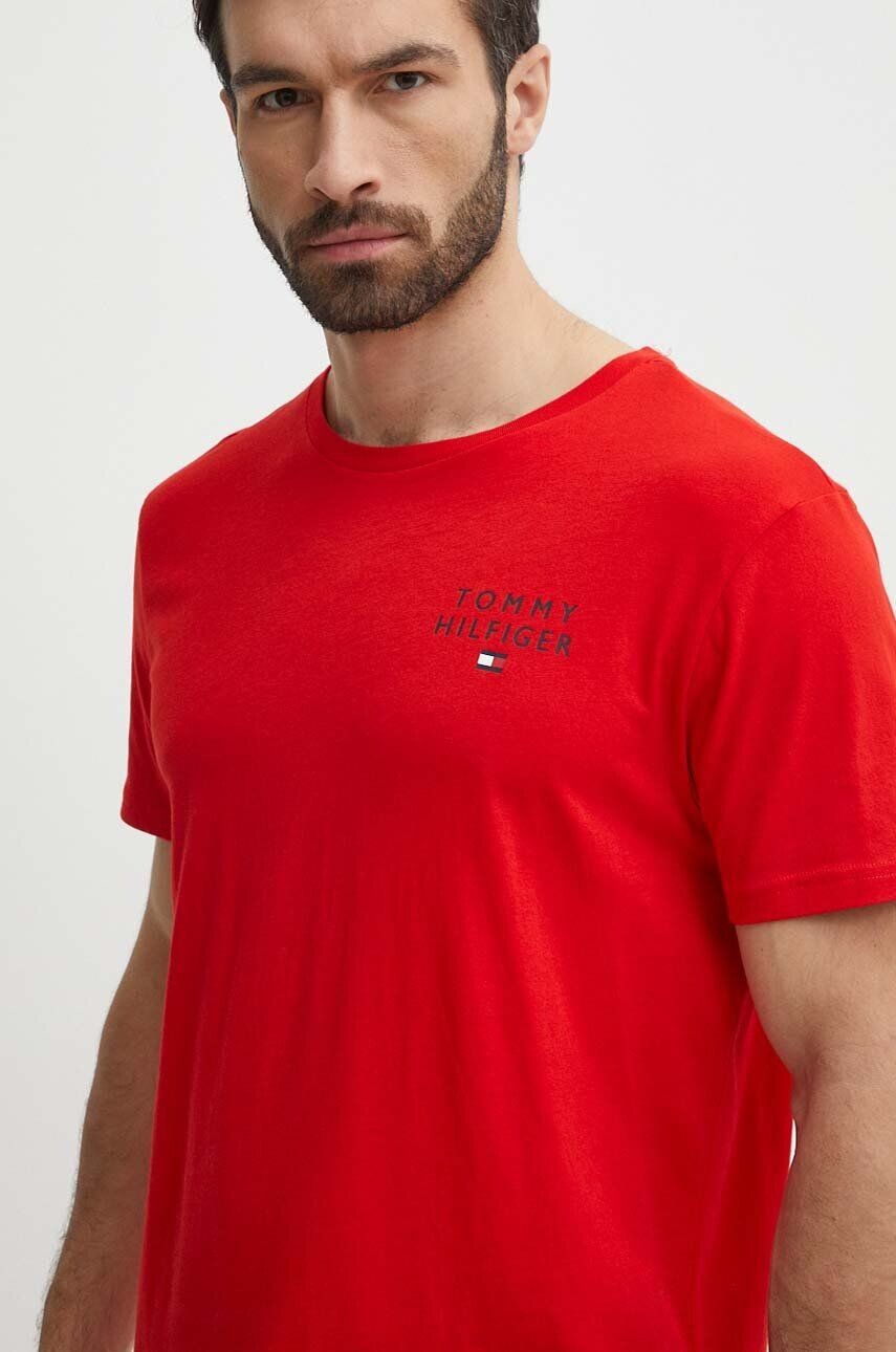 

Хлопковая футболка Tommy Hilfiger для отдыха, красный