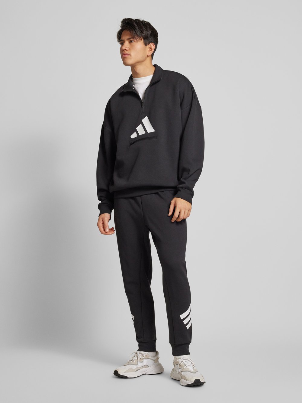 

Толстовка с логотипом ADIDAS SPORTSWEAR, черный