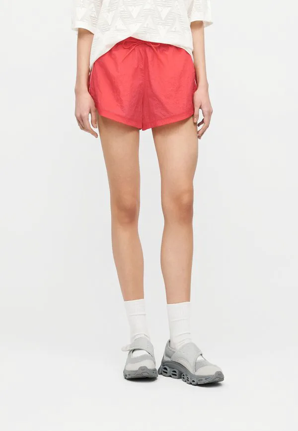 Шорты сантьяго Adidas Originals, Semi Lucid Red — фото 4
