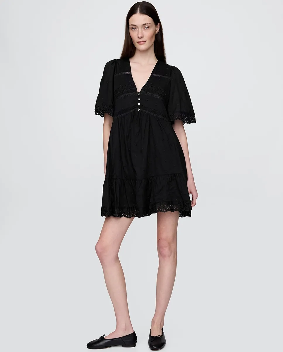 

Платье с v-образным вырезом и пышными рукавами Gap, черный