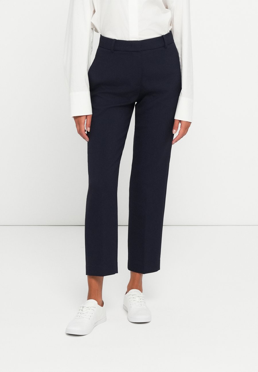 

Брюки Tommy Hilfiger PUNTO SLIM STRAIGHT PANT, Dark Night Navy/Dark Blue