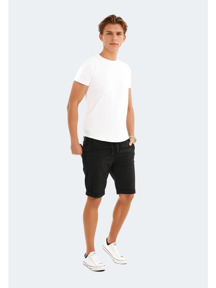 

Тканевые шорты Alessandro Salvarini, черный