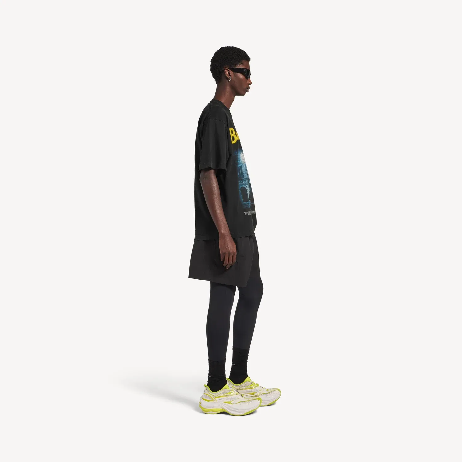 Мужская футболка The Address приталенного силуэта в цвете Washed Black BALENCIAGA, черный — фото 3