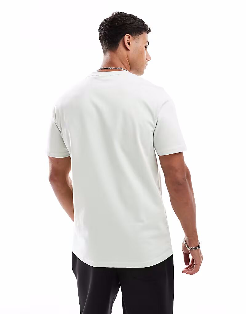 

Футболка Lyle & Scott Ss с карманом из мягкого материала матча x795