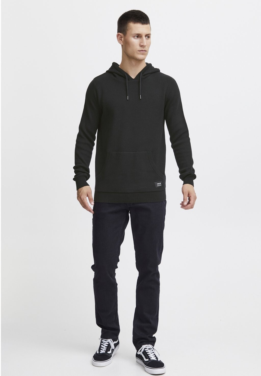 

Вязаный свитер Solid, цвет true black