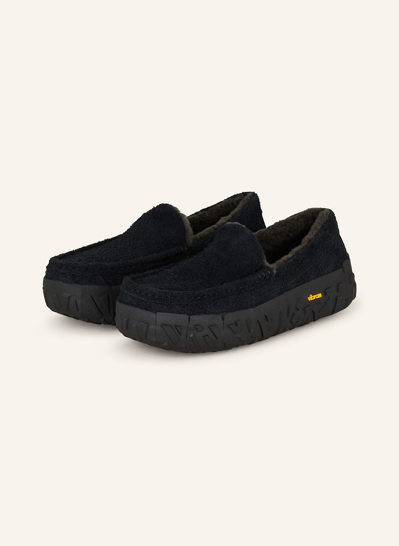 

Тапочки Аскот Ugg, черный