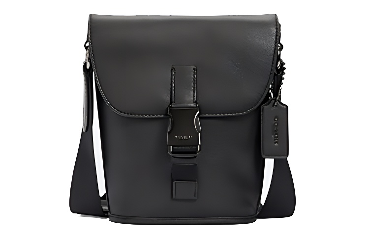 

Миниатюрный черный плечевой рюкзак из телячьей кожи COACH