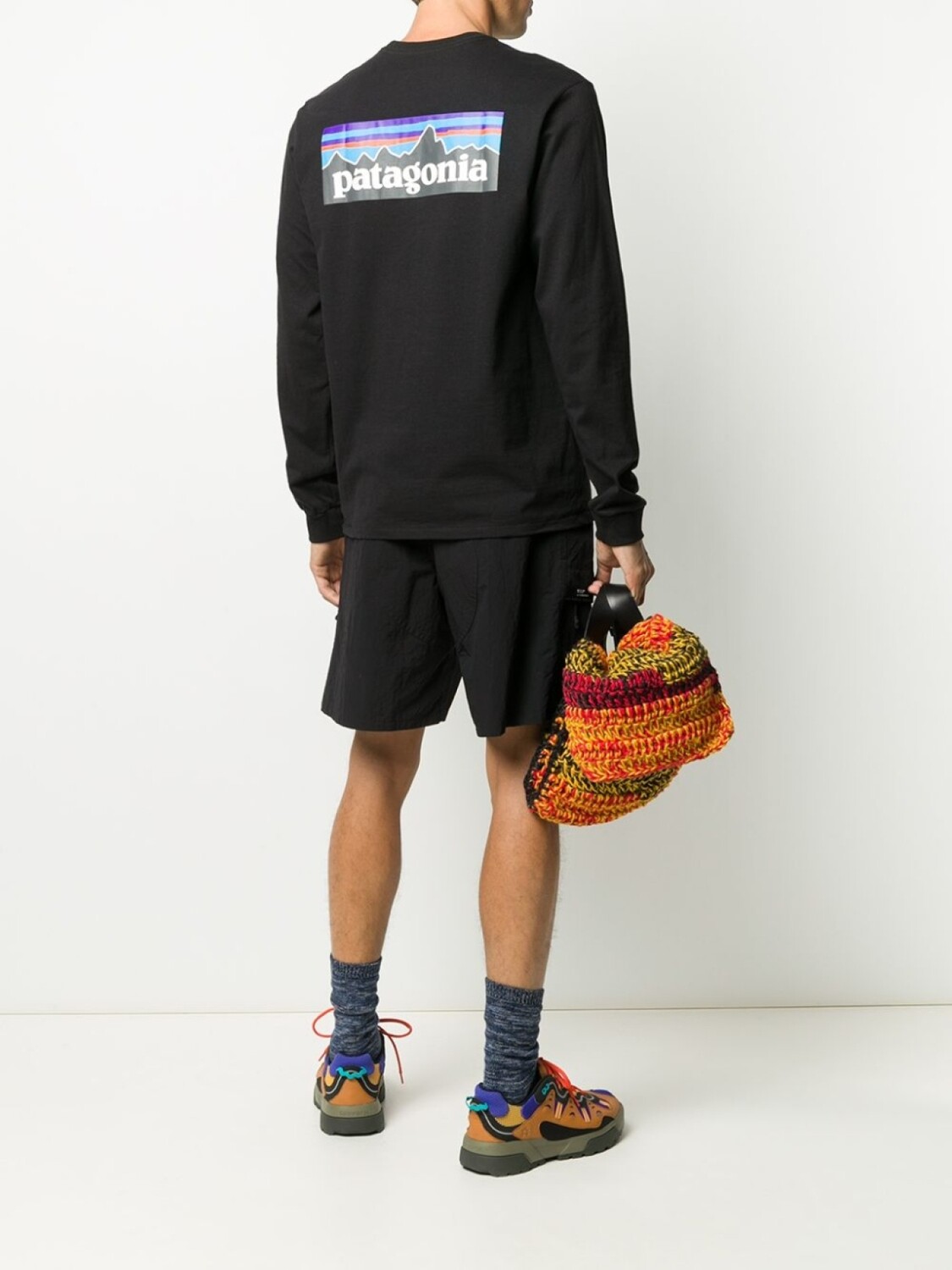 

Patagonia футболка P-6 с длинными рукавами, черный