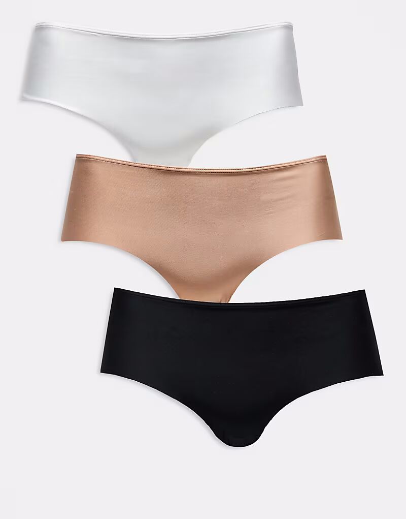 

Комплект из 3 пар шорт-хипстеров ASOS DESIGN Curve без VPL черного, белого и бежевого цветов ASOS Curve