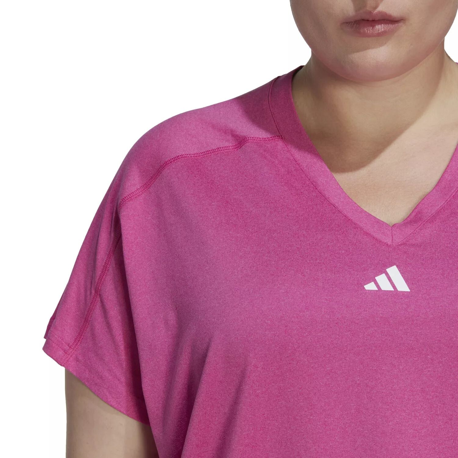 Футболка adidas AEROREADY Training Essentials с v-образным вырезом больших размеров adidas, белый — фото 2