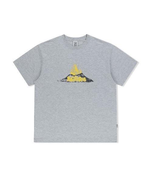 

Футболка с принтом извержения вулкана YESEYESEE, серый