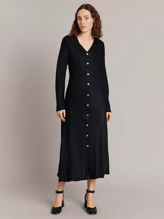 

Платье Ghost Kaia Button Through Satin Midi, черный