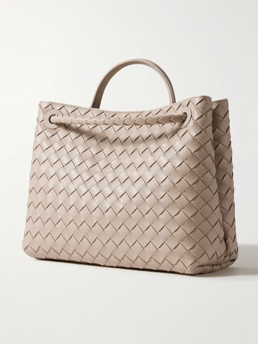 Andiamo средняя сумка-тоут из кожи Intrecciato BOTTEGA VENETA, бежевый — фото 3