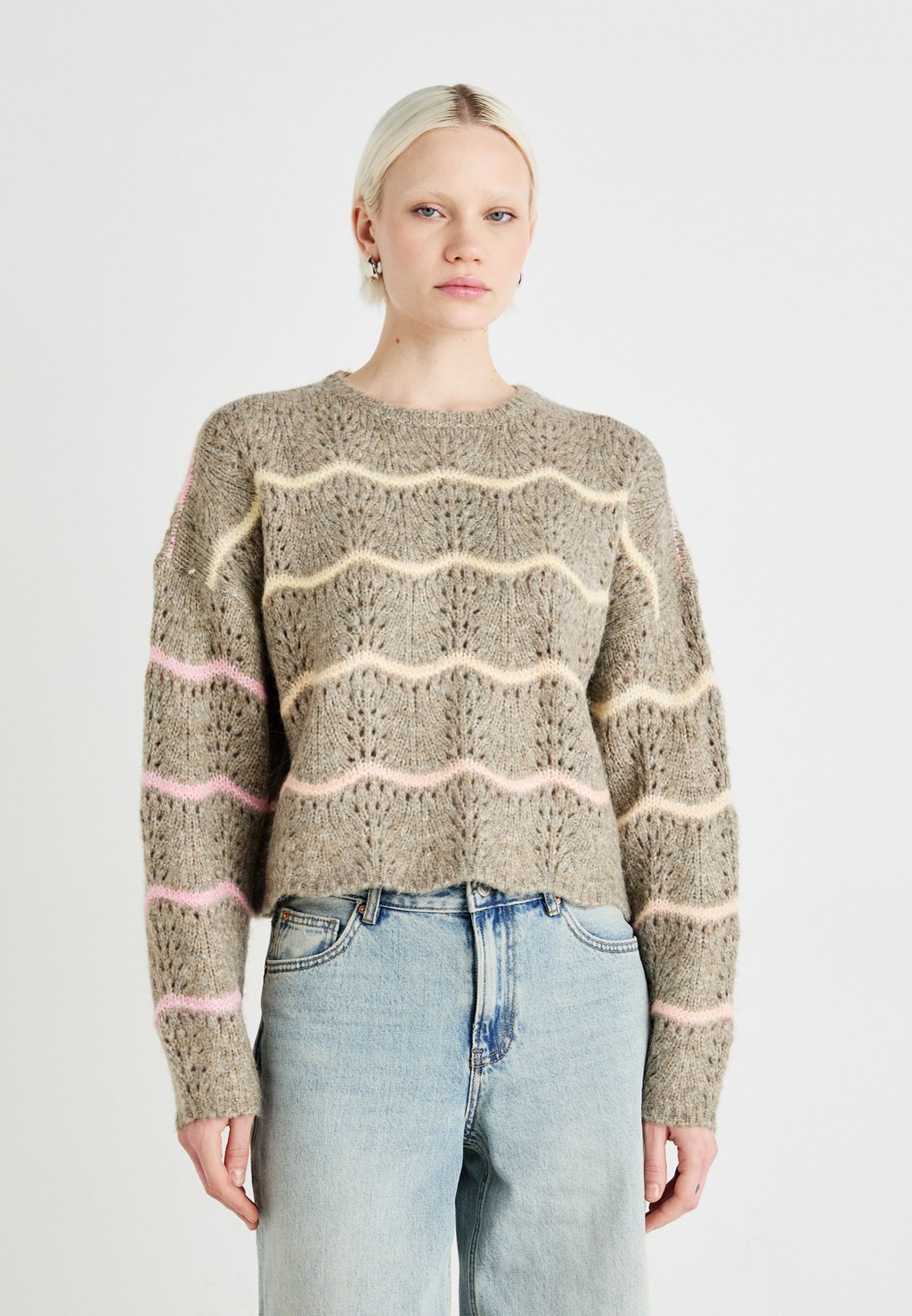 

Джемпер VMHATTY O NECK Vero Moda, песочный