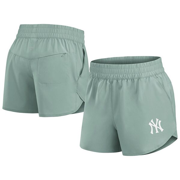 

Женские шорты Fanatics Green New York Yankees Studio Woven Vibe Fanatics Brands - White Label