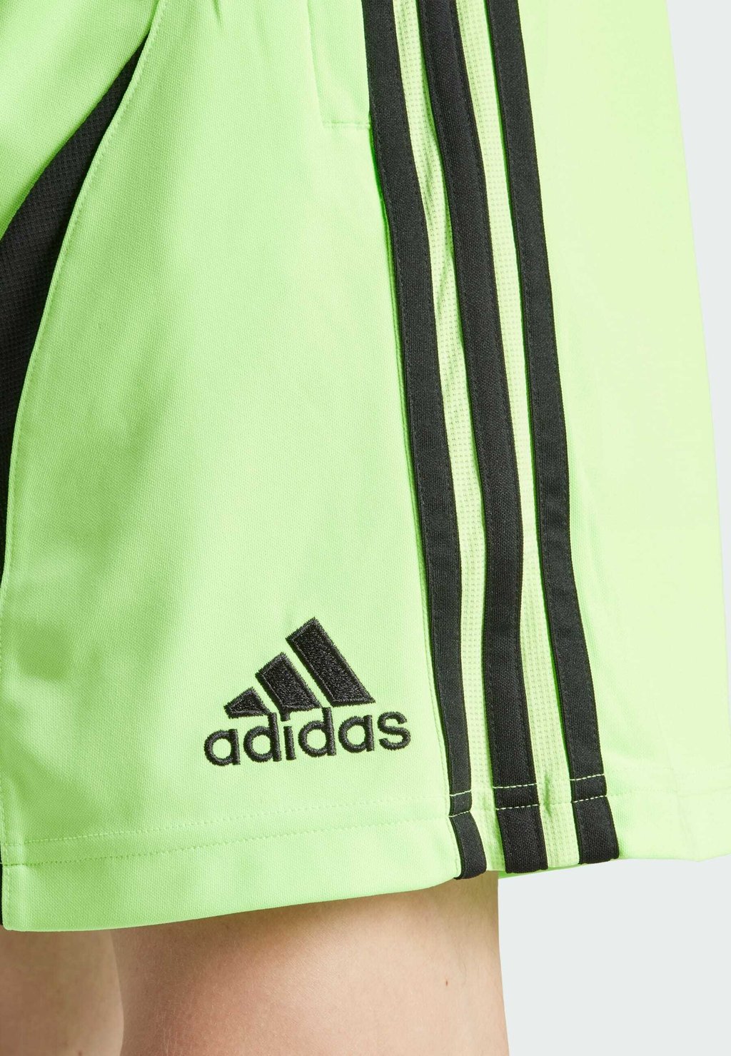 Шорты TEAMGEIST SHO - Tracksuit bottoms Adidas Originals, мятный — фото 4