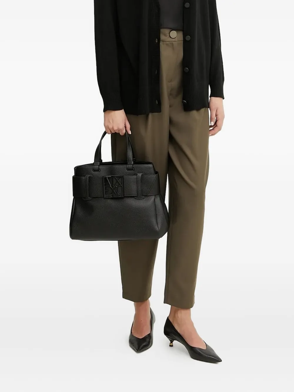 

Брюки со складками спереди Armani Exchange, зеленый