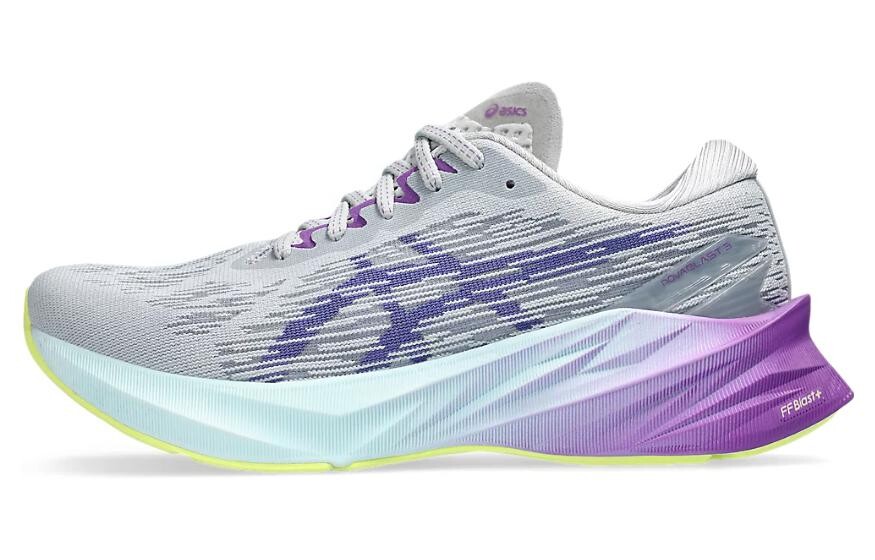 

Asics Novablast 3 Кроссовки для женщин