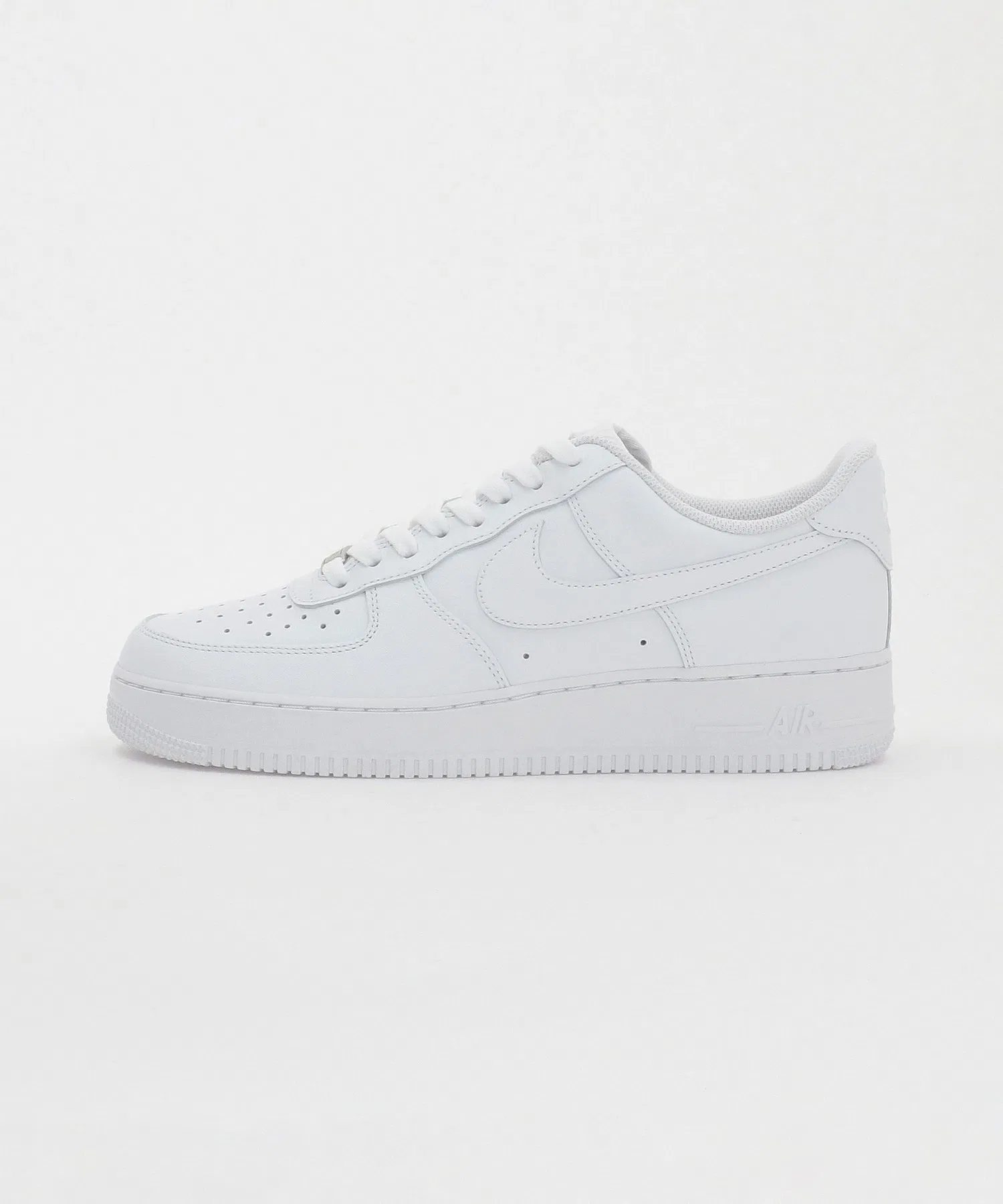 Мужские кроссовки NIKE Air Force 1 07 белые