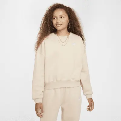 

Толстовка Nike Sportswear Club Fleece Girls' Boxy Crew-Neck Sweatshirt, цвет Sanddrift/White