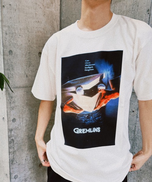 

Футболка с короткими рукавами, свободного кроя, с принтом "GREMLINS" и винтажной пигментной отделкой Minius, белая