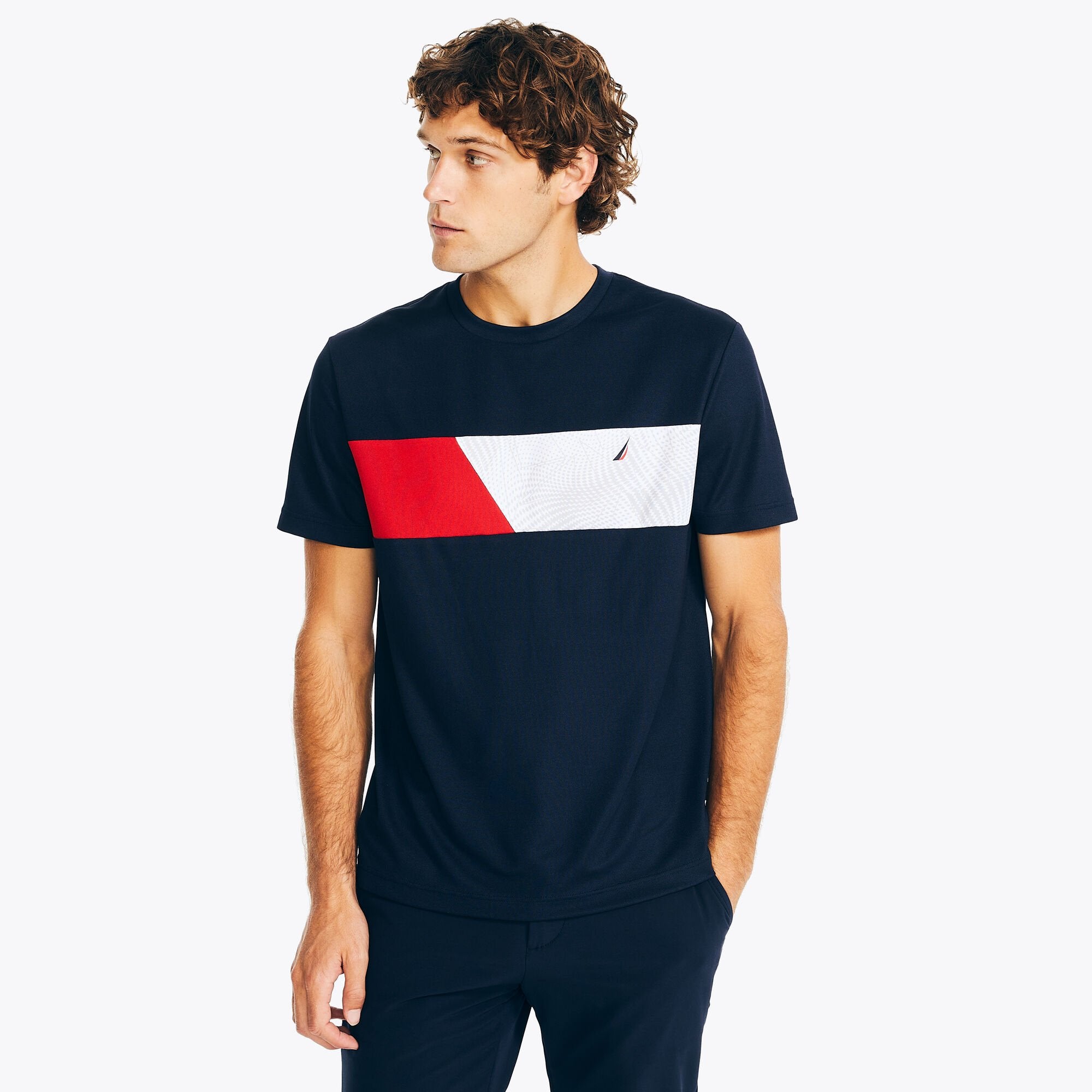 

Футболка Nautica Mens Navtech Sustainably Crafted Crewneck, цвет navy seas