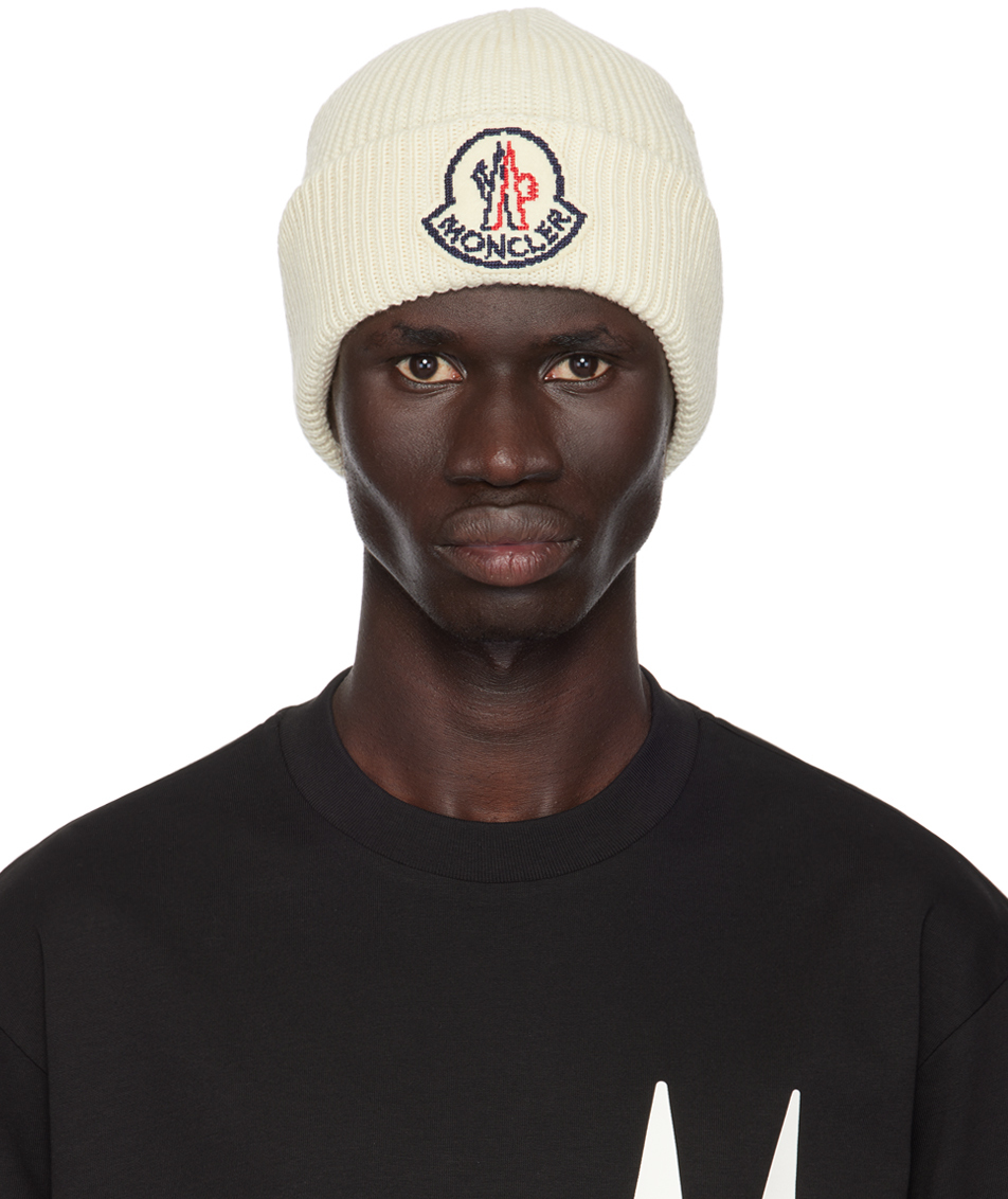 

Off-White Шапка-бини Archivio Creativo Moncler