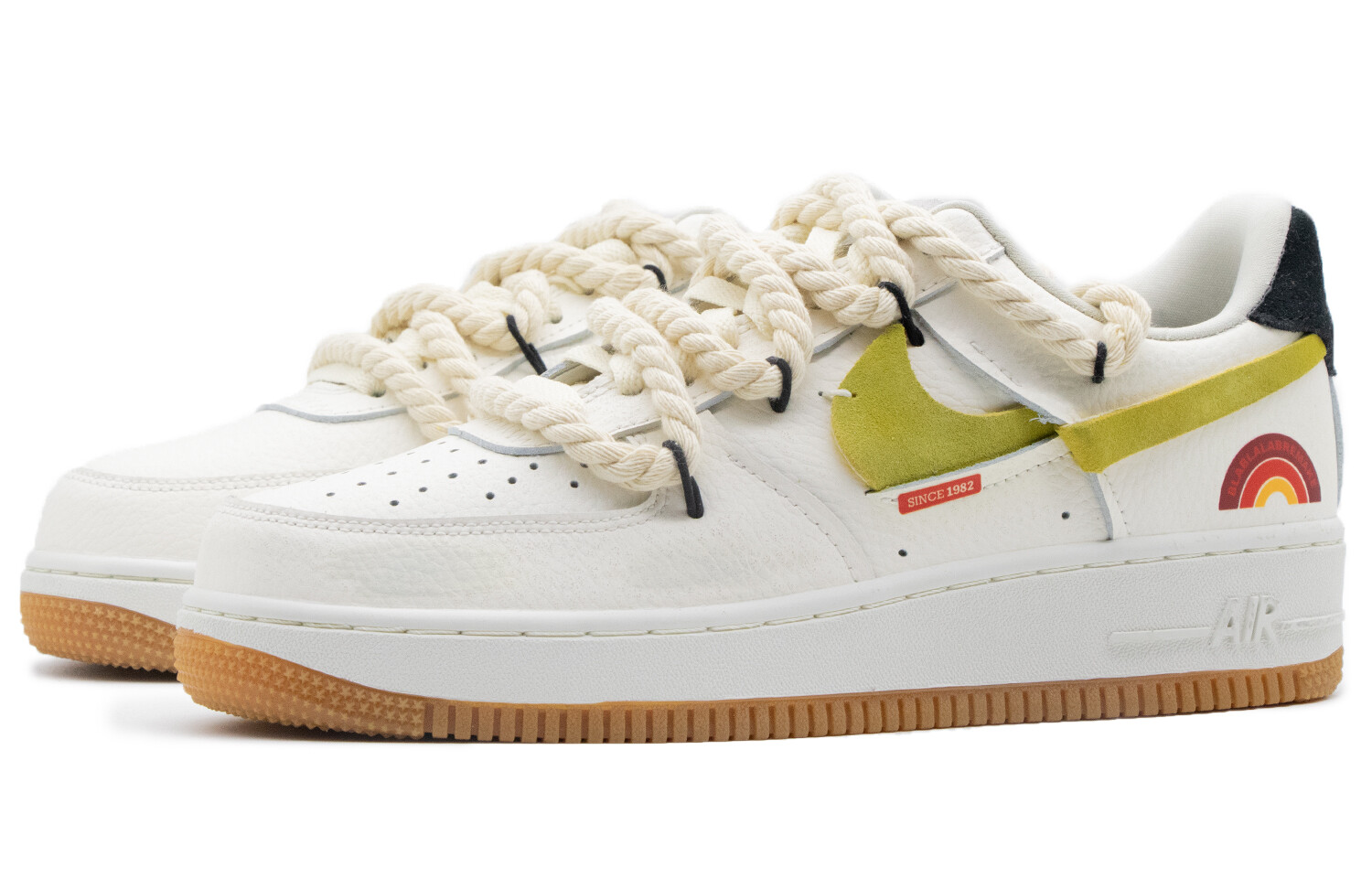 

Кроссовки Nike Air Force 1 Skateboard Shoes Women's Low-Top White/yellow/beige