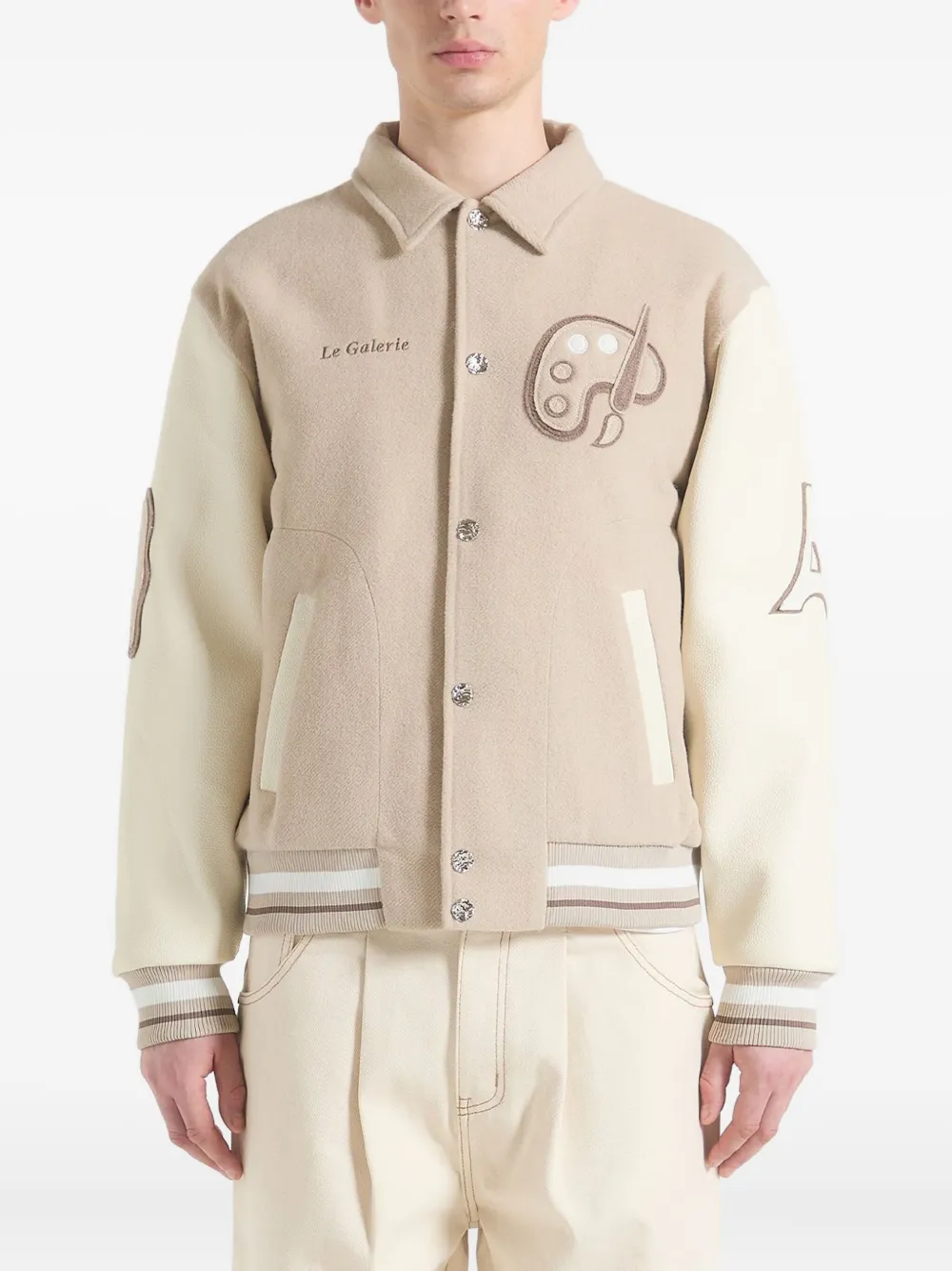 

Университетская куртка с вышивкой в стиле пэчворк Manière De Voir, нейтральный