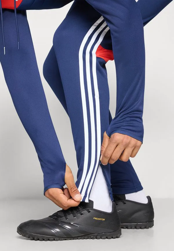 Tiro25 essentials зимние тренировочные штаны узкие мужские спортивные штаны Adidas Performance, Team Navy Blue/Red/White — фото 4