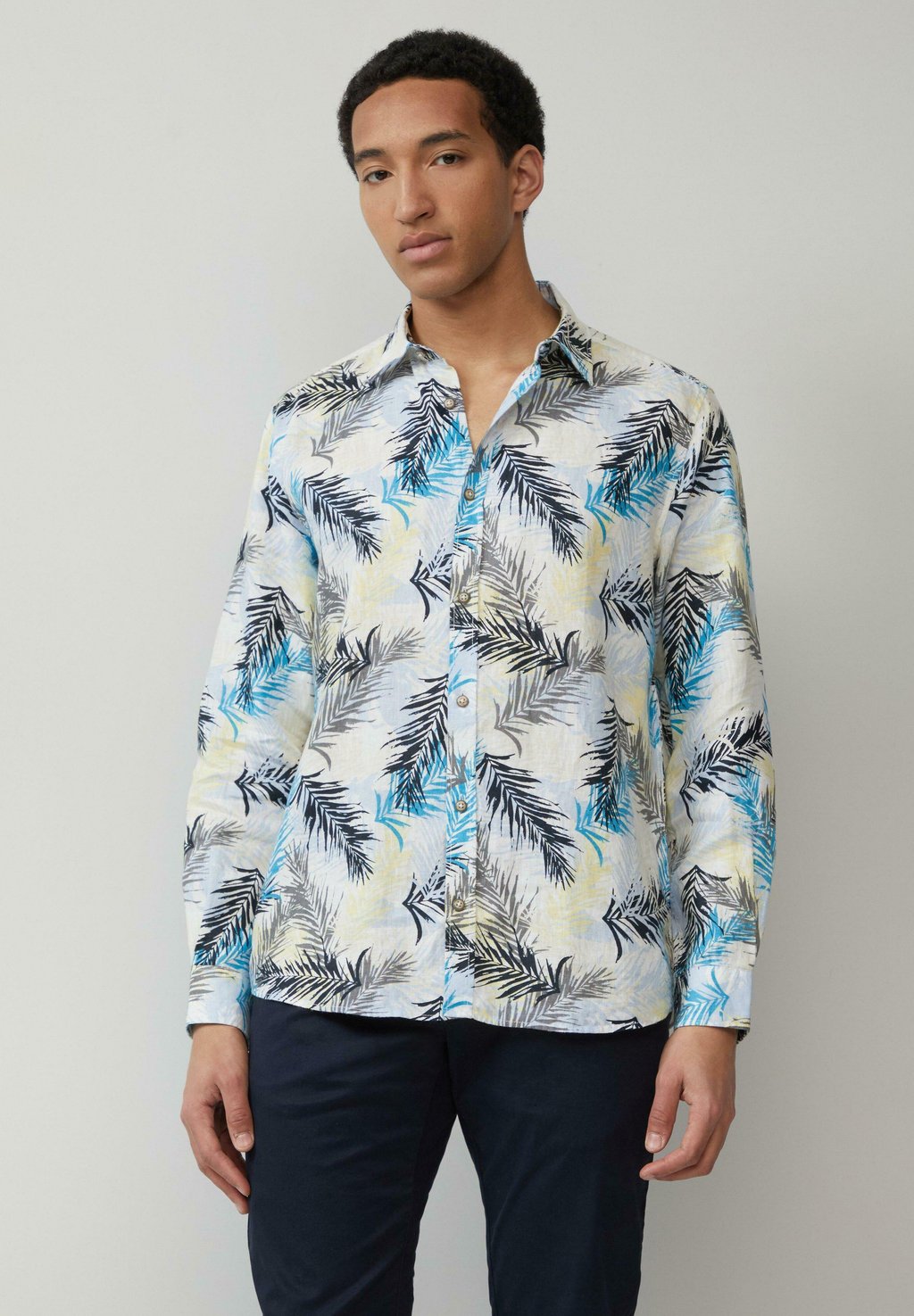 

Рубашка REGULAR FIT MIT ALL-OVER-PRINT s.Oliver, светло-голубой