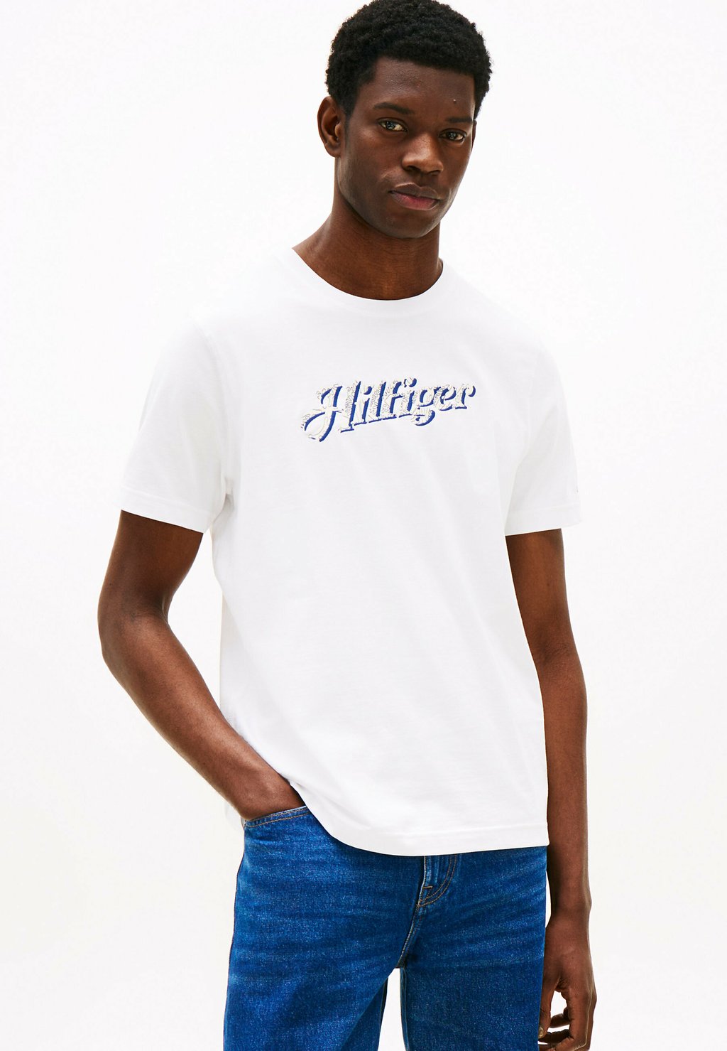 

Футболка с принтом LOGO CREW NECK Tommy Hilfiger, белый