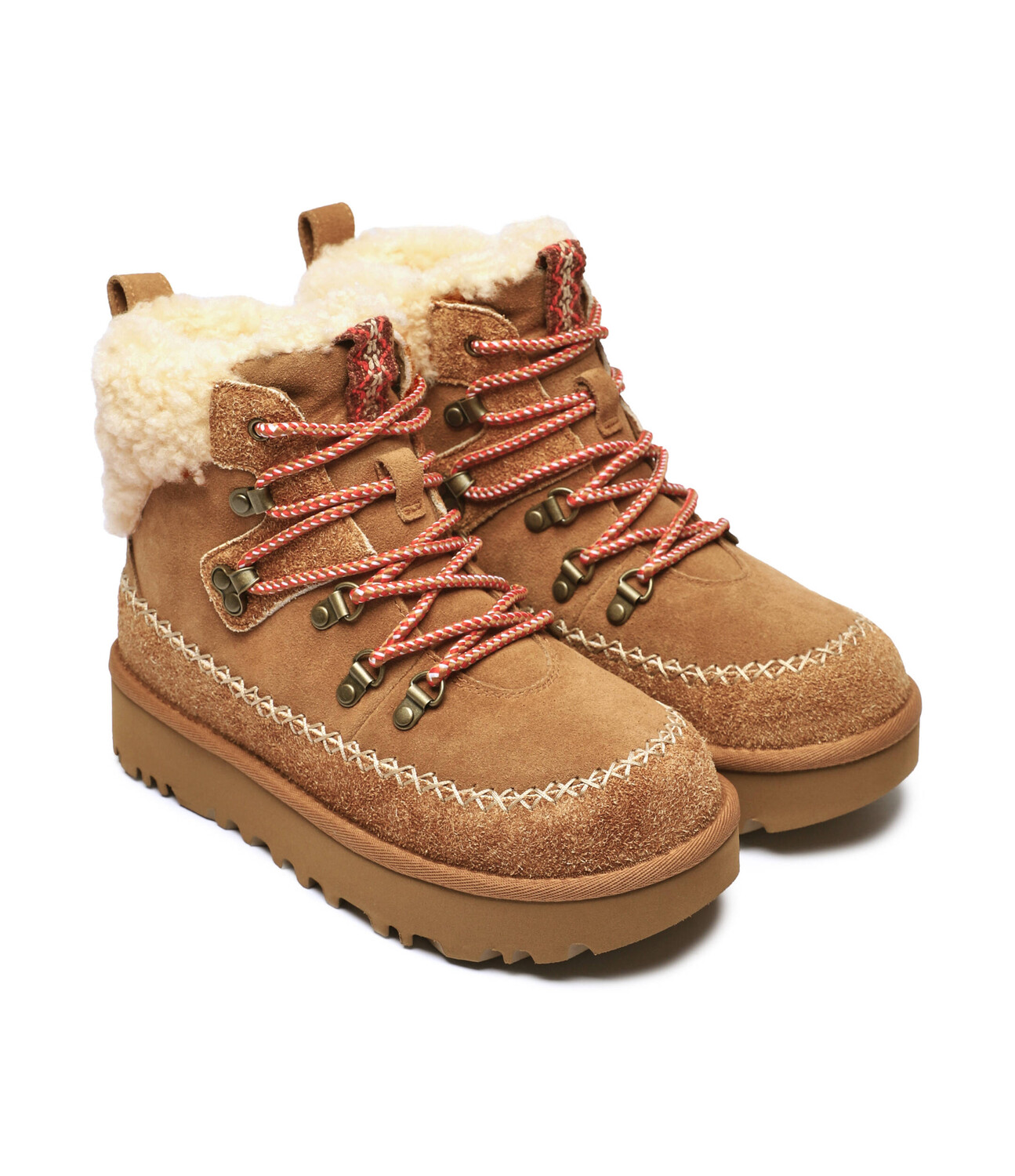 Ботинки зимние UGG Classic Alpine, коричневый — фото 3